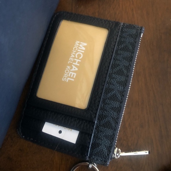 🦋New MK Jet Set crossbody and cardholder - Picture 2 of 6